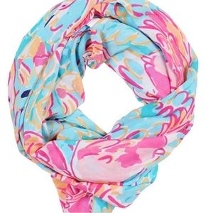 Lilly Pulitzer Riley Infinity Scarf Peel and Eat